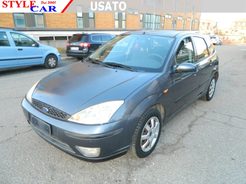 Ford FOCUS 1.8 TDCI 100cv Zetec 5p